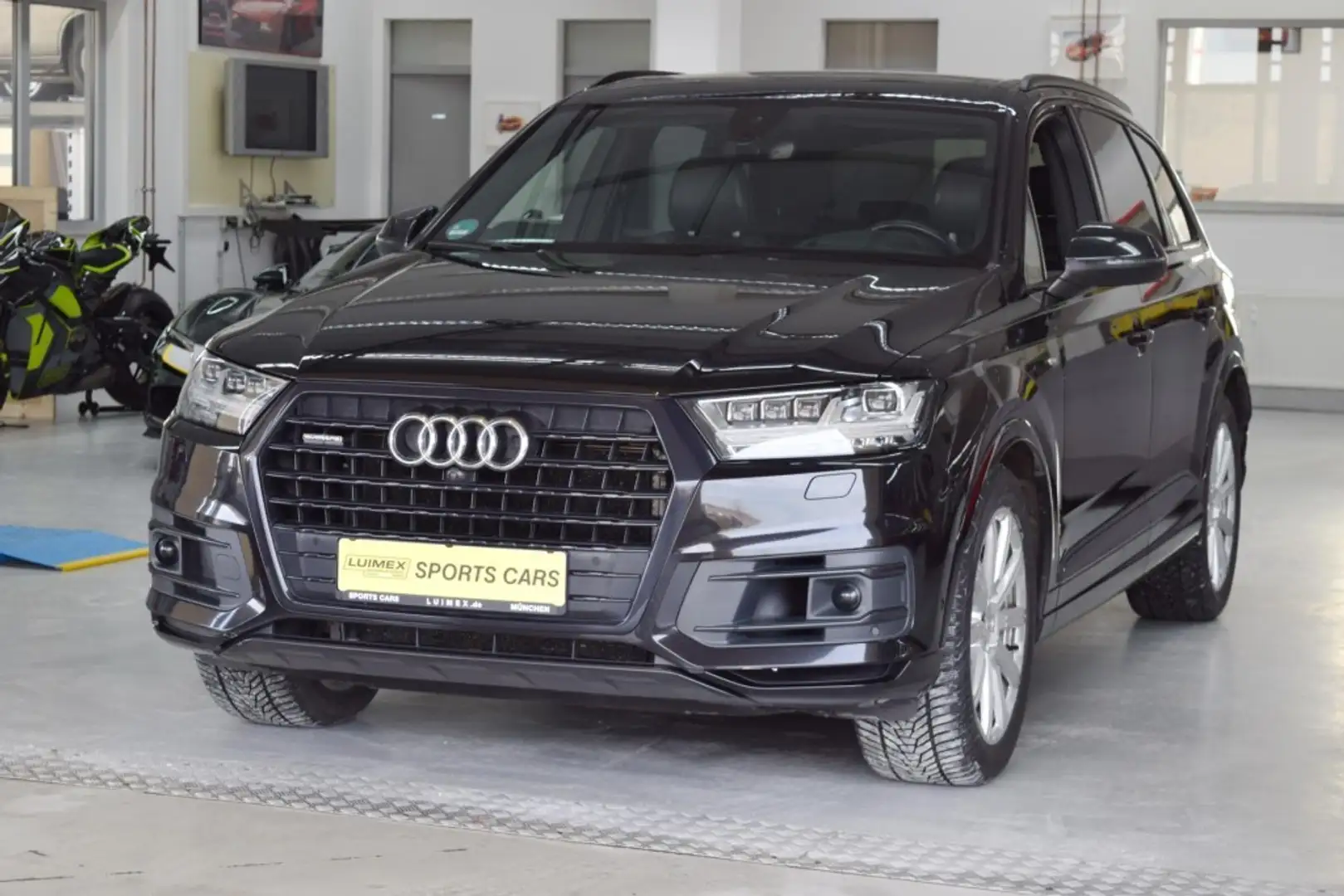Audi Q7 50 TDI *3xS-Line*7-Sitzer*Panorama*Standheiz Schwarz - 1