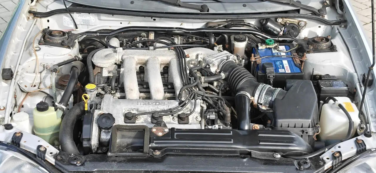 Mazda MX-3 V6, foto 11