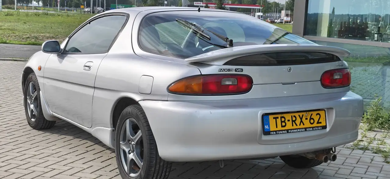 Mazda MX-3 V6, foto 4