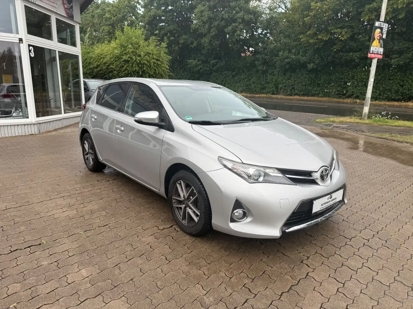 Toyota Auris 1.6 Edition Silber - 2