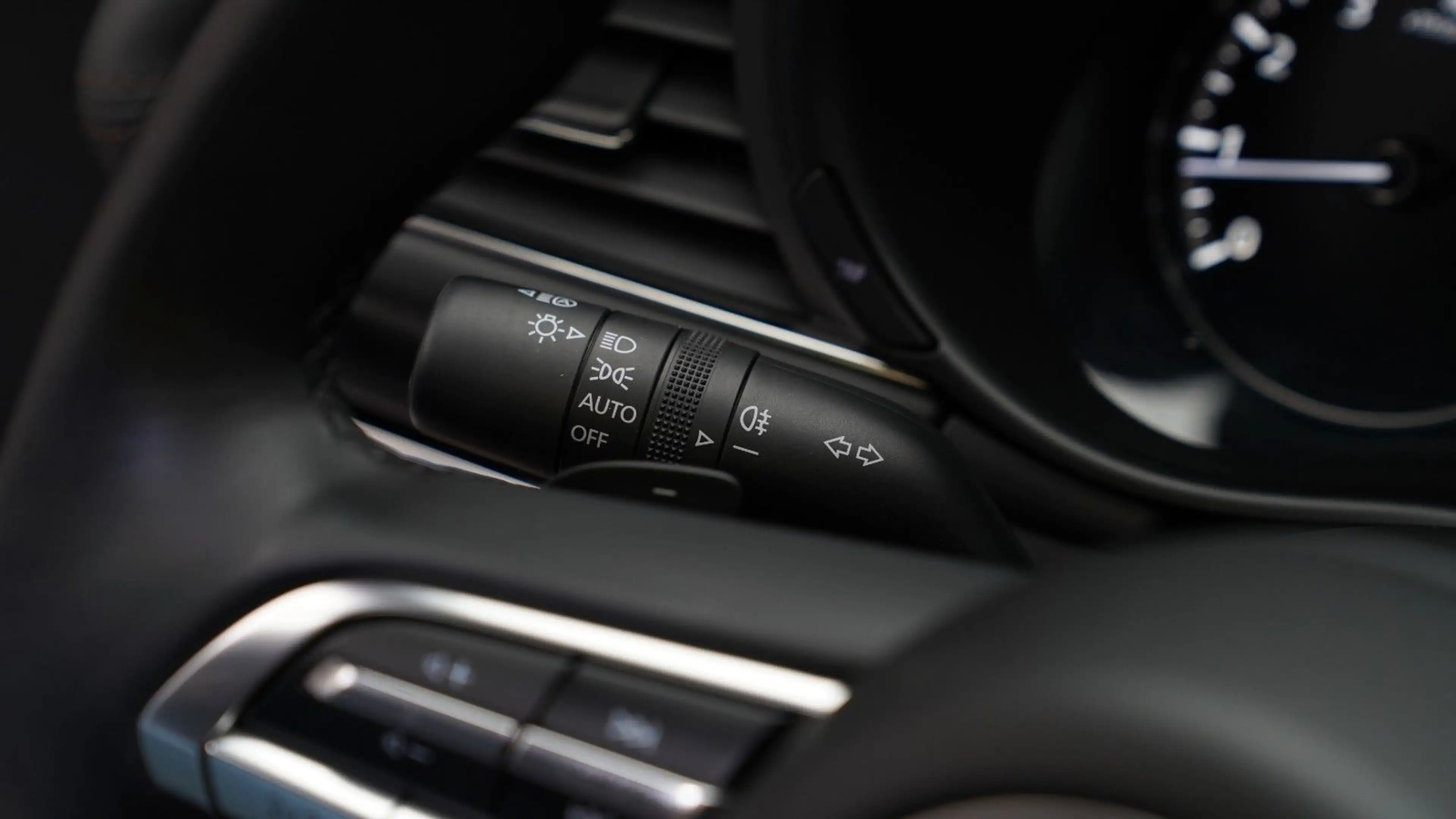 Mazda 3 Mazda 3 2.0 Skyactiv-X Mild-Hybrid Selection — photo 15