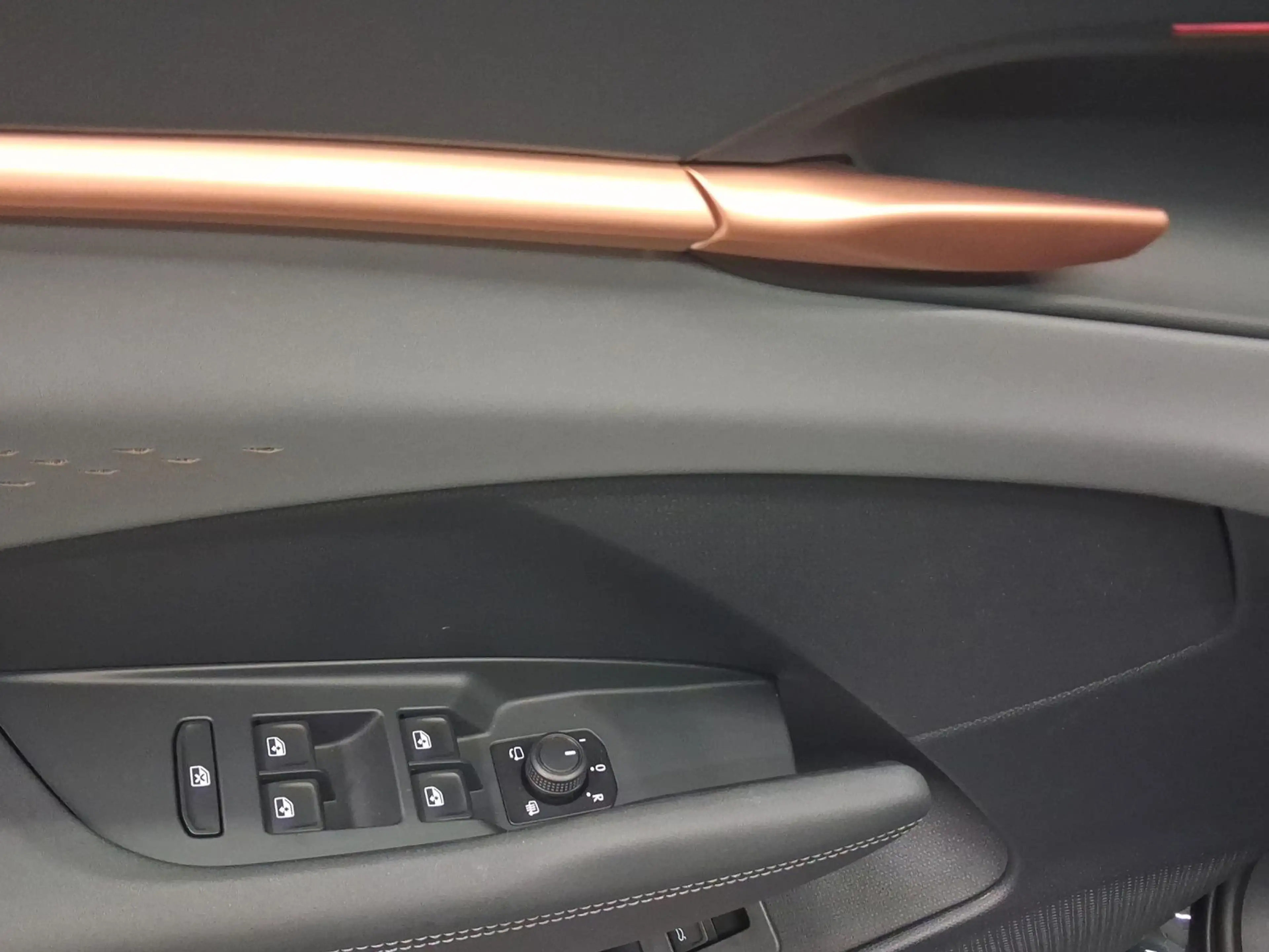 CUPRA Terramar 2.0 TSI DSG VZ 4DRIVE REAR VIEW NAVI Hu — photo 8