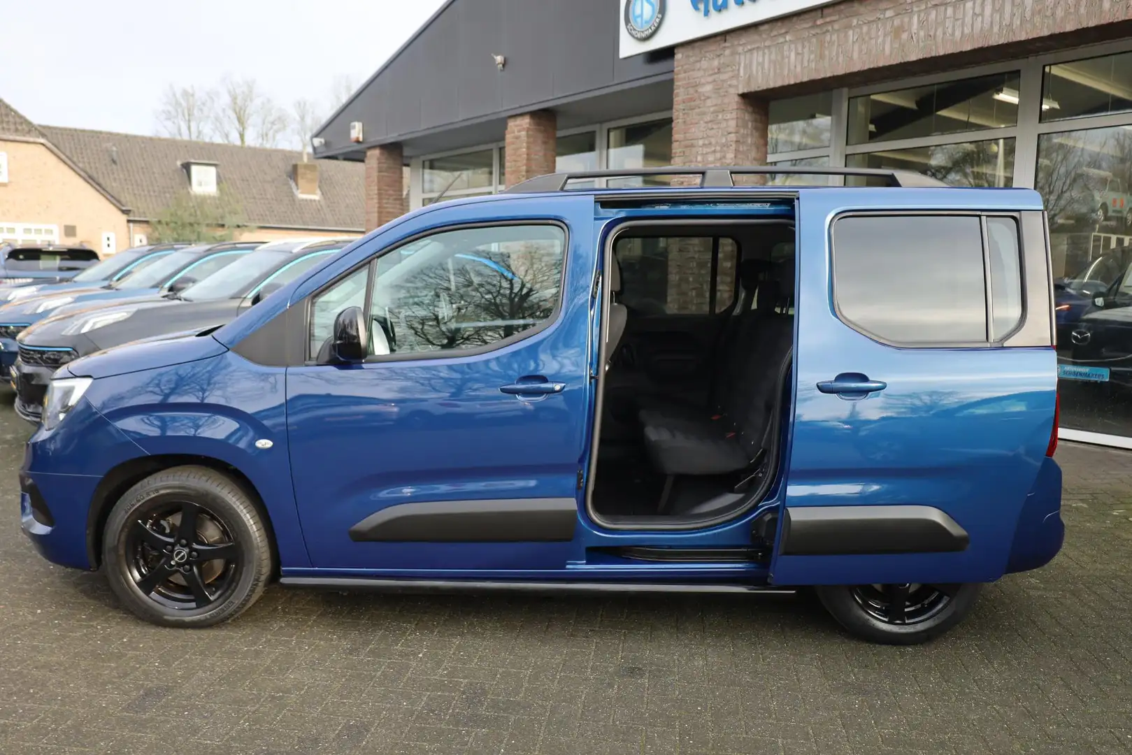 Opel Combo-e Life L1H1 Edition 50 kWh CAMERA DAB CARPLAY STOELVERWAR Синій - 2