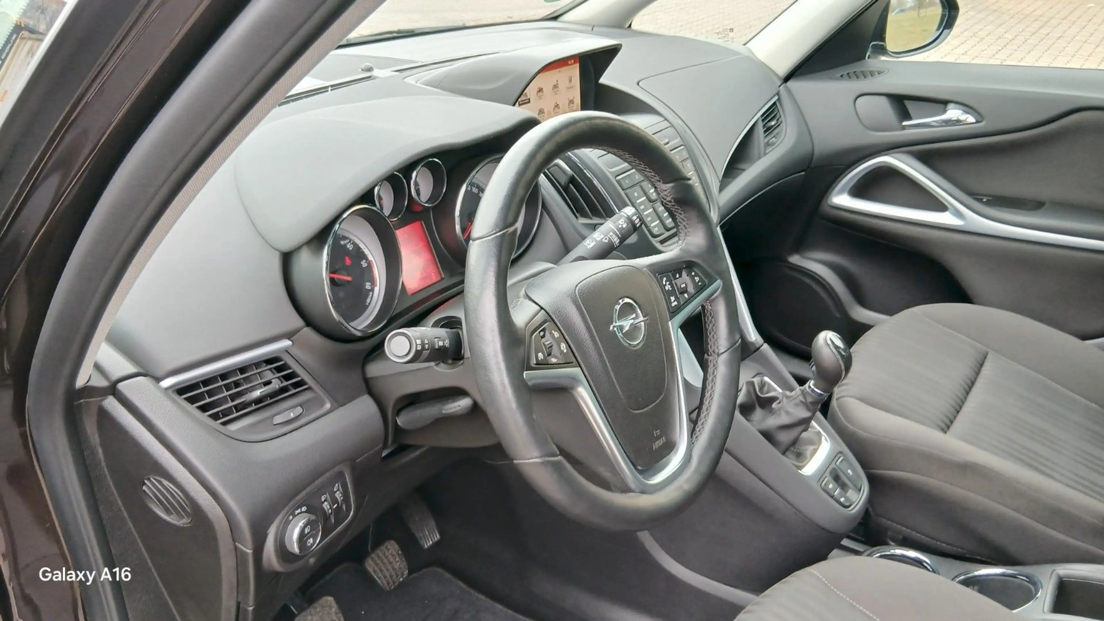 Opel Zafira C Tourer Edition — photo 11