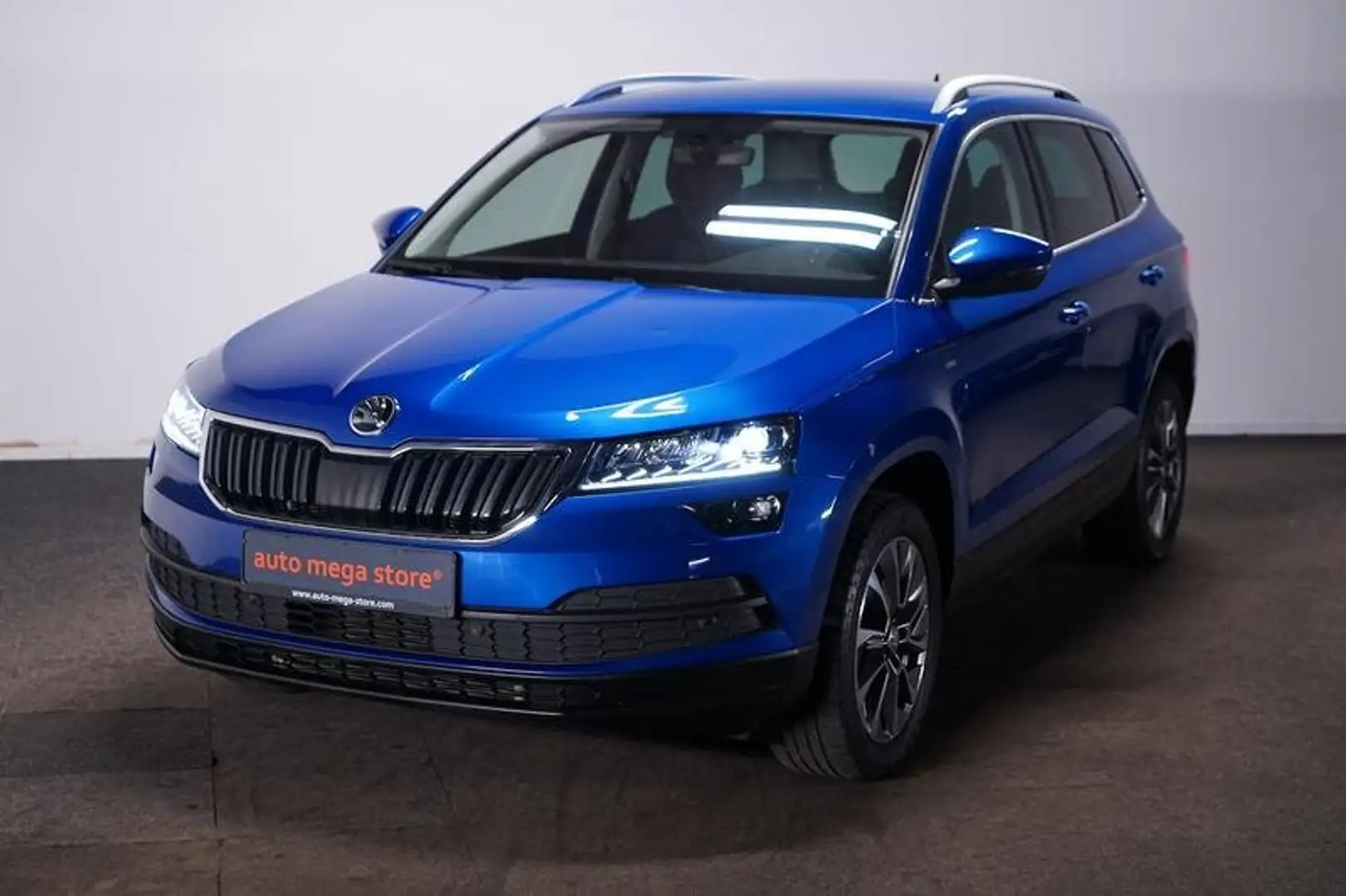 Skoda Karoq 2.0 TDI Clever DSG Navi/LED/Tempomat Blau - 1