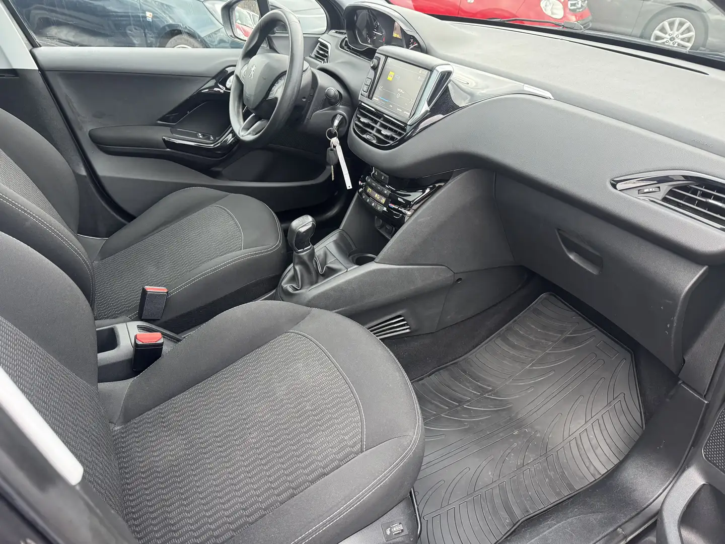 Peugeot 208 1,2 Active / Panorama-Dach / R-Kamera - 2