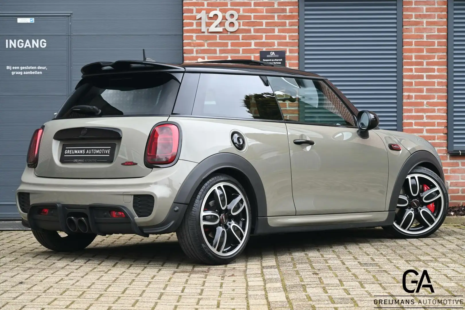 MINI John Cooper Works Mini 2.0 Works|REMUS|H&K|PANORAMADAK|SPORTSTOELEN Grijs - 2