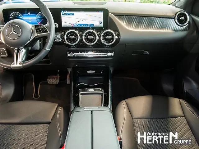 Mercedes-Benz B-Class view 10