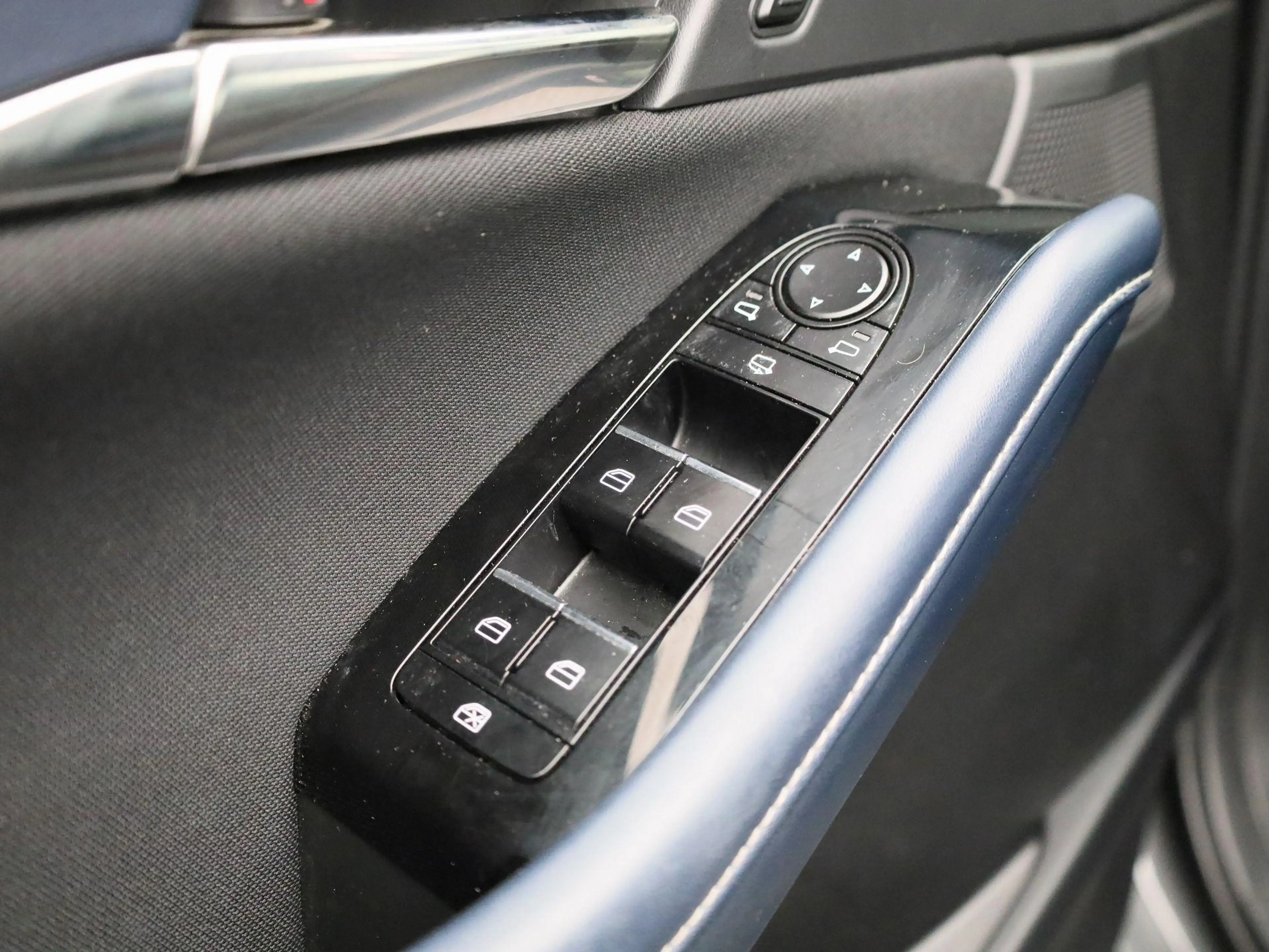 Mazda CX-30 1.8 Skyactiv-D 85kW Skydrive 360° Camera | HUD | Z — photo 33