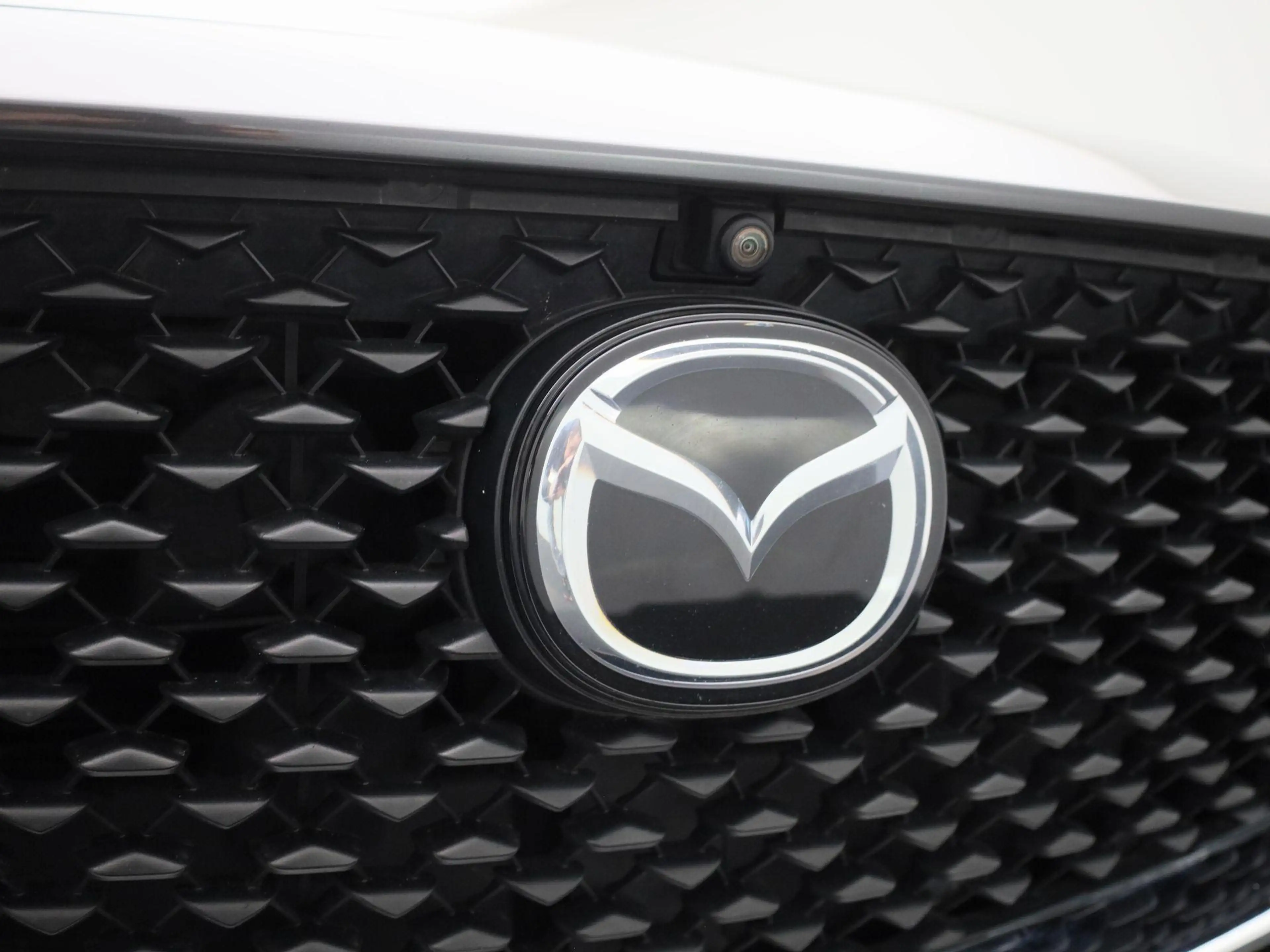 Mazda CX-30 1.8 Skyactiv-D 85kW Skydrive 360° Camera | HUD | Z — photo 40