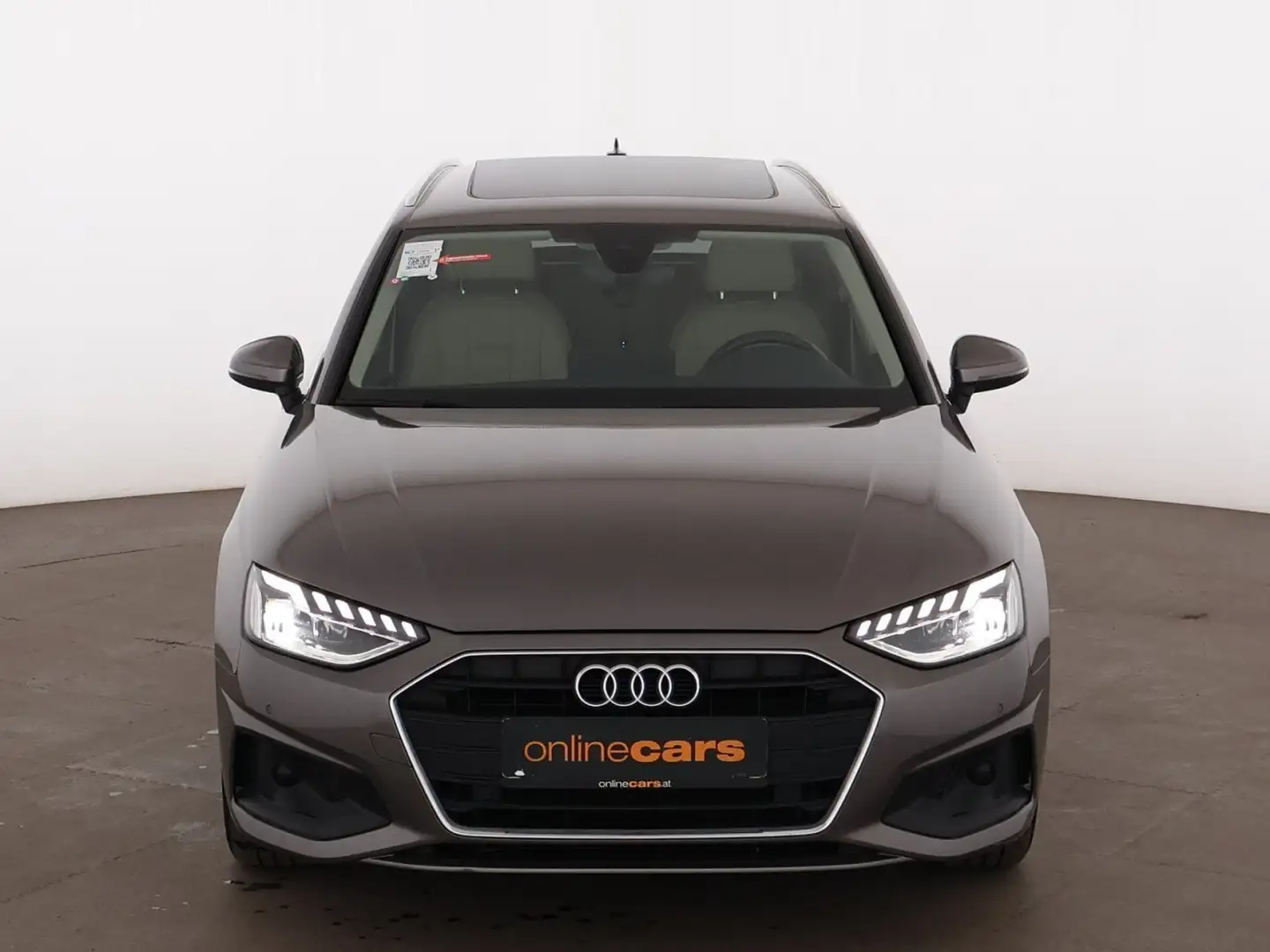 Audi A4 Avant 30 TDI Aut LED SKY AHK LEDER NAVI R-CAM Grau - 2