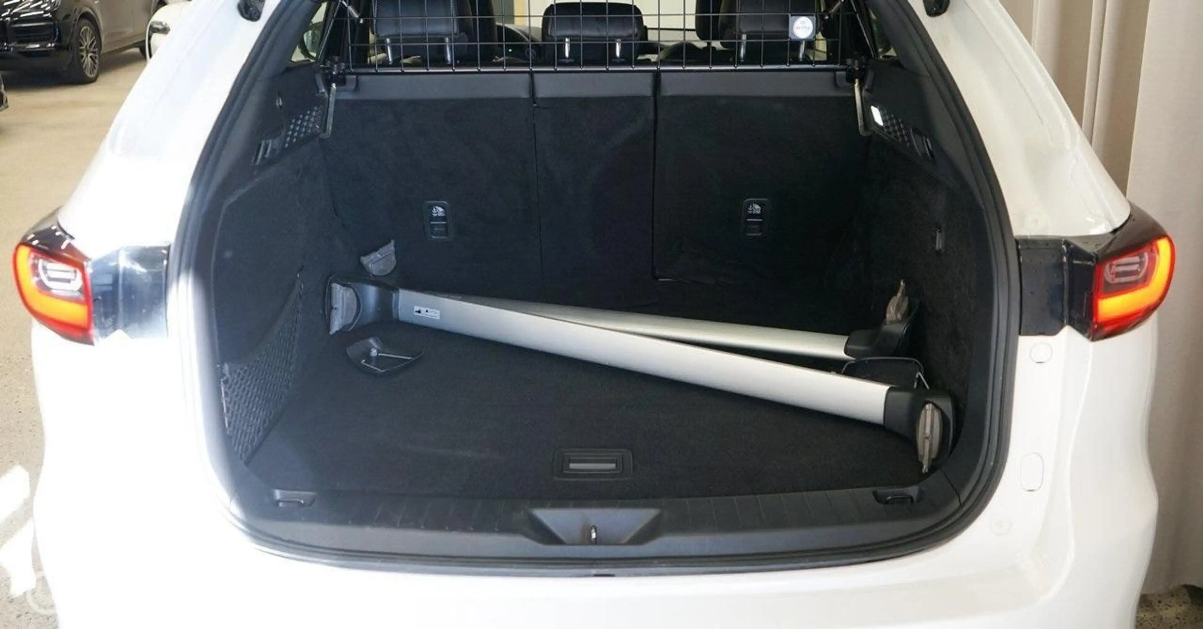 Mazda CX-60 2.5 e-SkyActiv PHEV Homura, trekhaak — photo 26