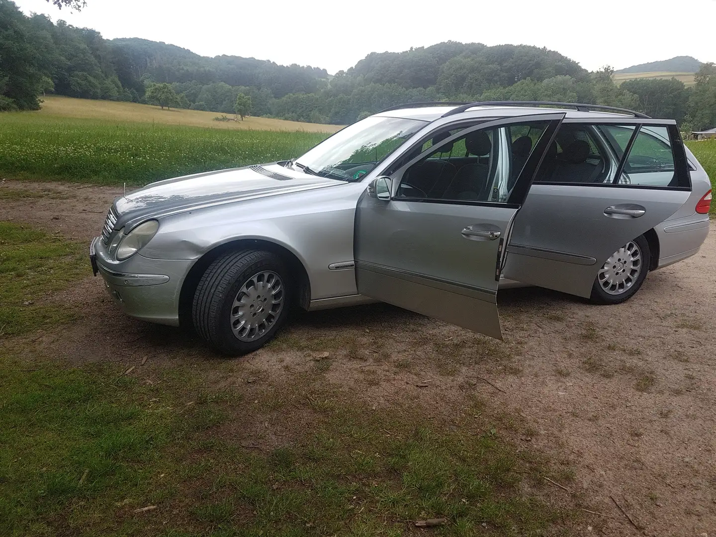 Mercedes-Benz E 240 E 240 T Elegance Argento - 1