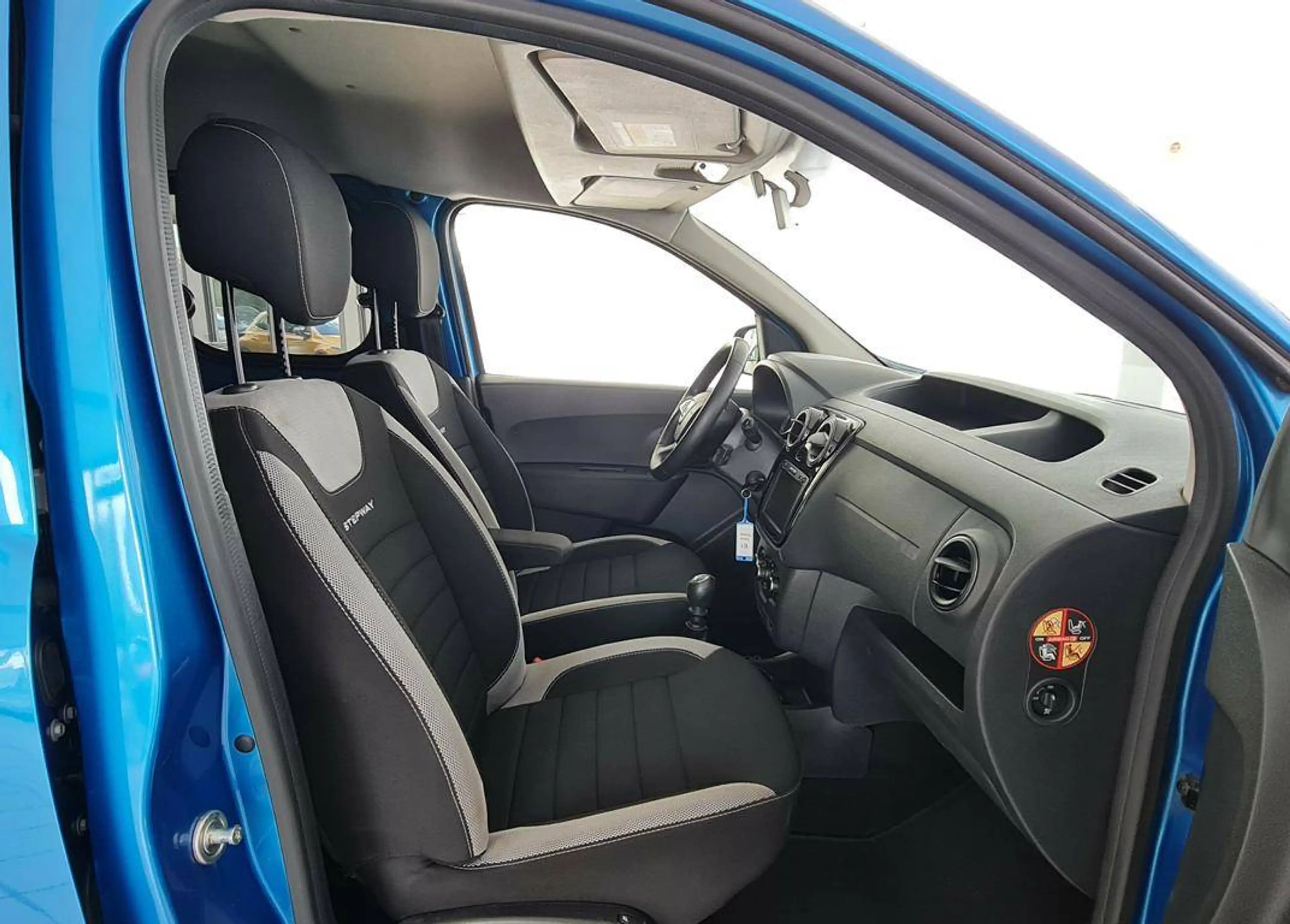 Dacia Dokker Stepway Plus — photo 14