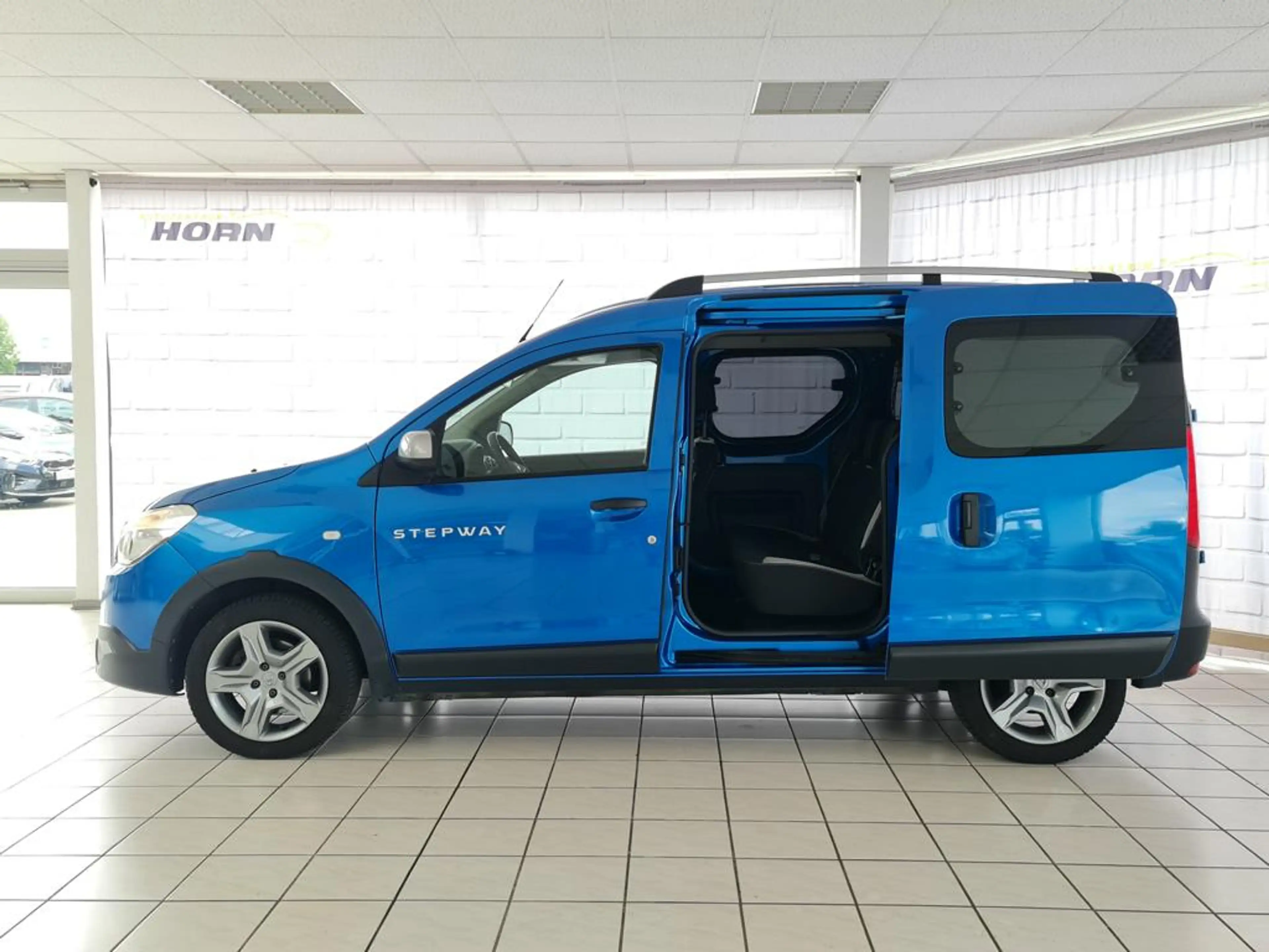 Dacia Dokker Stepway Plus — photo 5