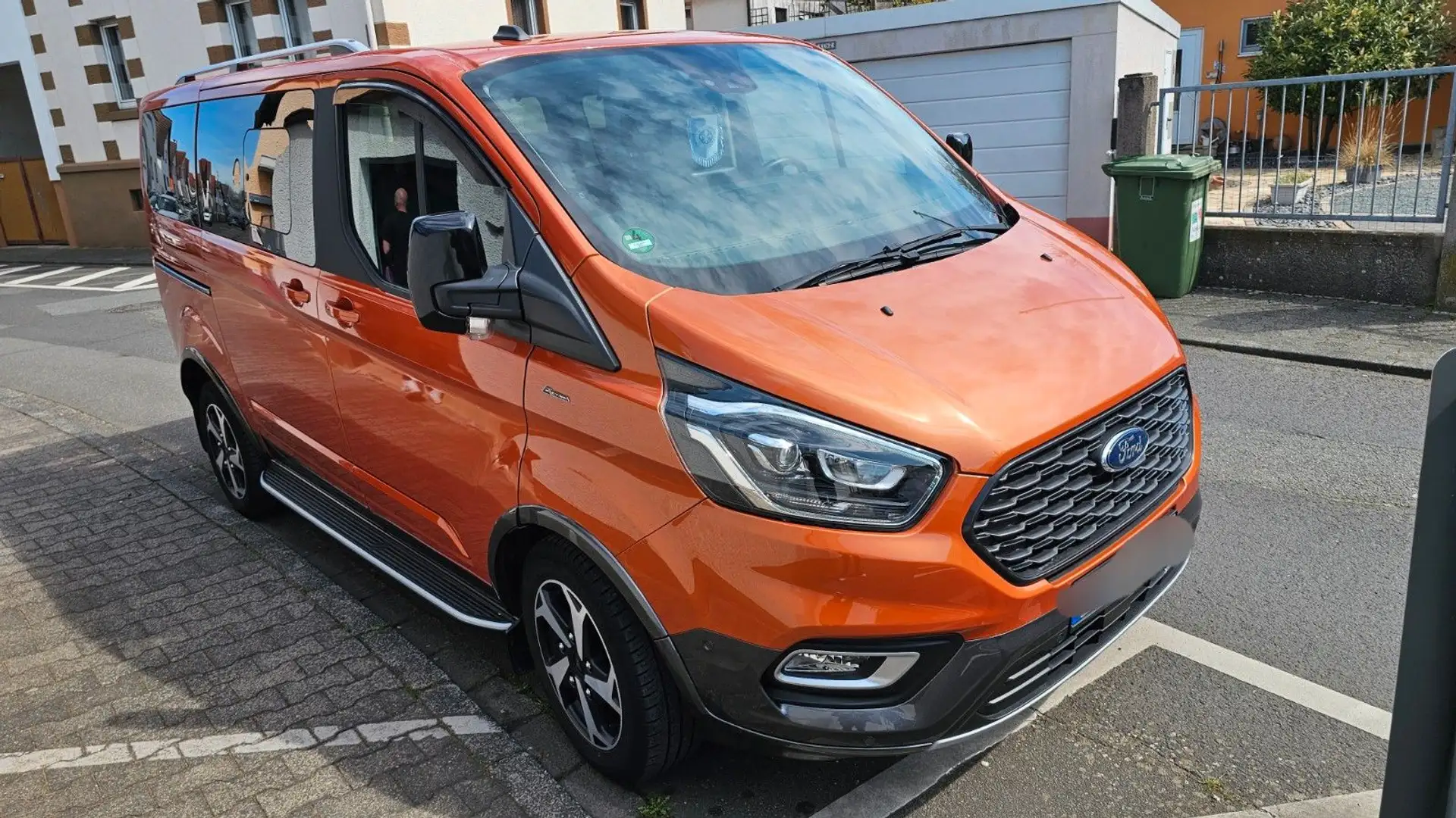 Ford Transit /Tourneo Custom Kombi 320 L1 Tourneo Acti Orange - 1