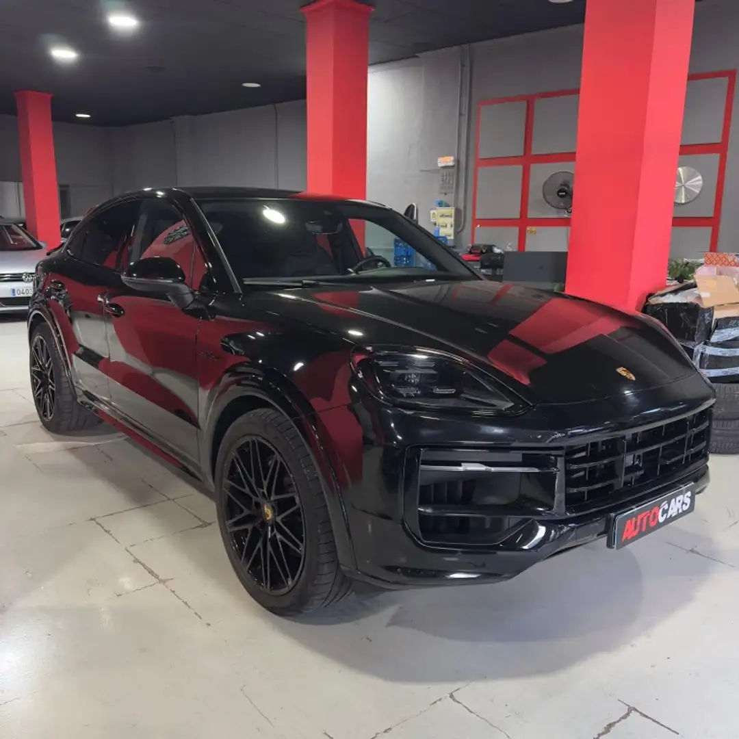 Porsche Cayenne Coupé E-Hybrid Aut. Noir - 1