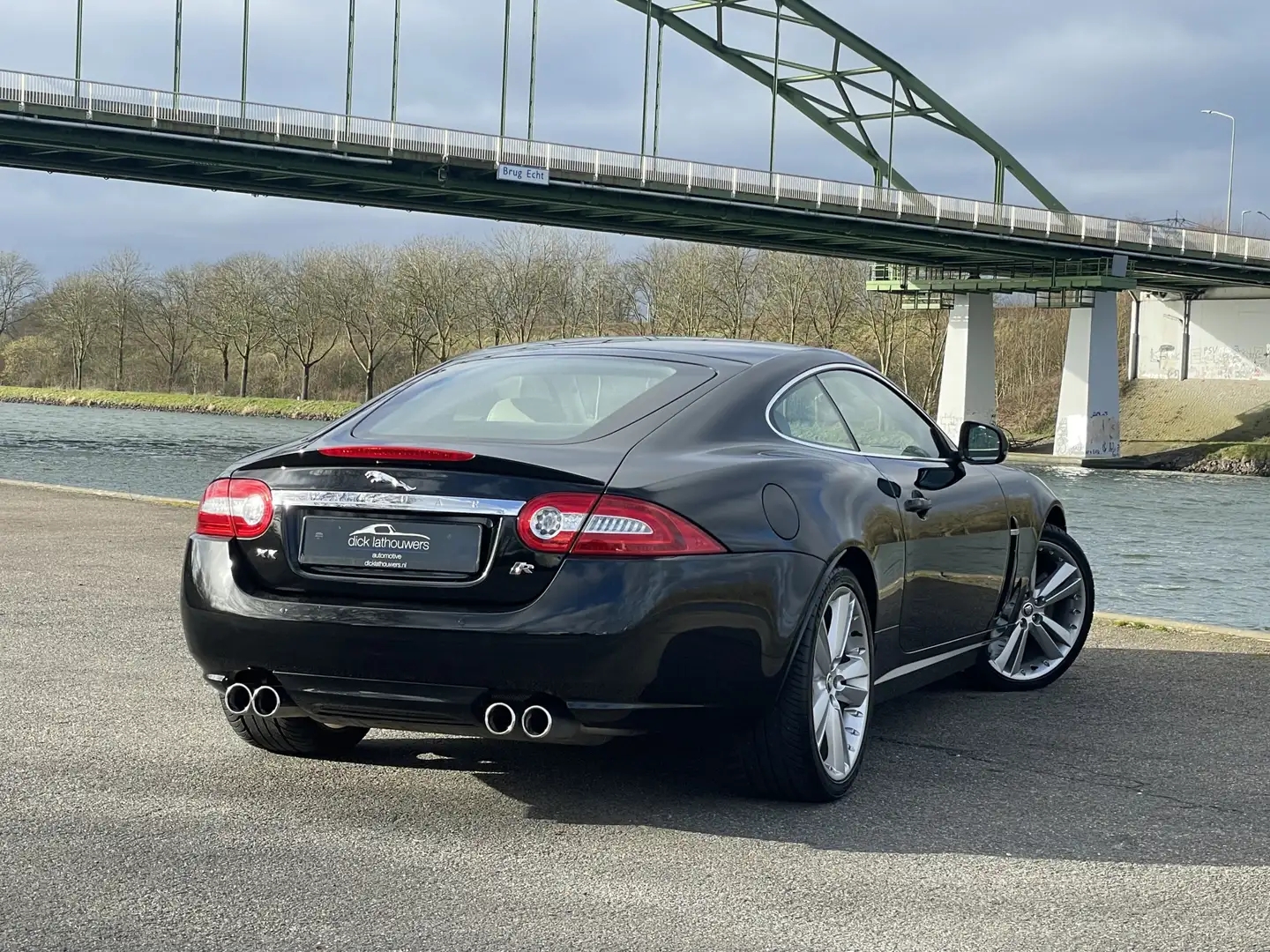 Jaguar XKR 5.0 V8 S/C Coupé / YOUNGTIMER / 34.000KM!!! / DEAL Czarny - 2