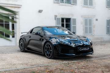 R 1.8t 300 cv - FULL BLACK