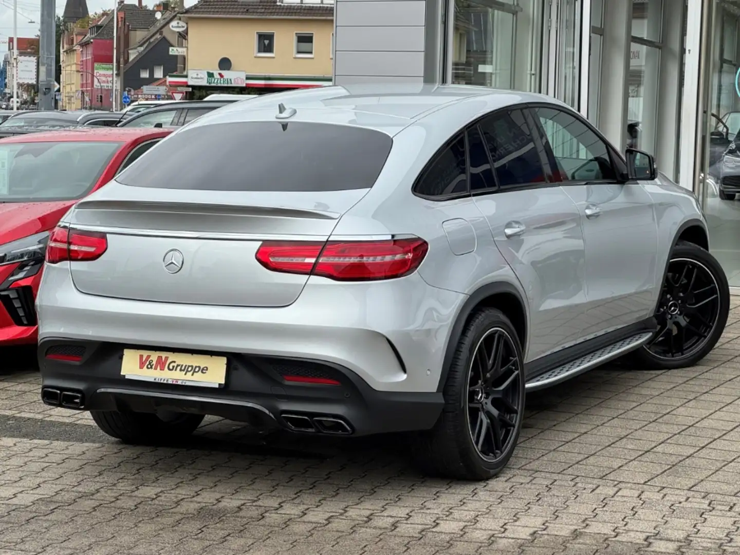 Mercedes-Benz GLE 63 AMG Coupe 4Matic AMG-Drivers StandHZ AHK Plateado - 2