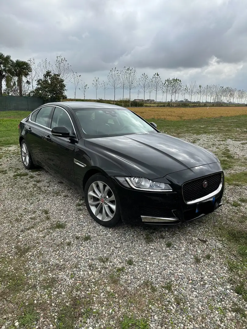 Jaguar XF 2.0d i4 Prestige Business edition awd 180cv auto m - 2