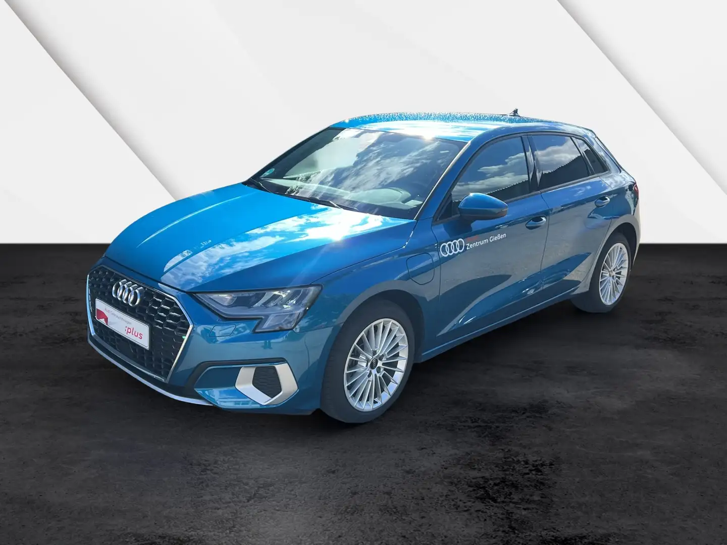 Audi A3 Sportback 40 TFSI e advanced AHK Navi Kamera Blau - 2