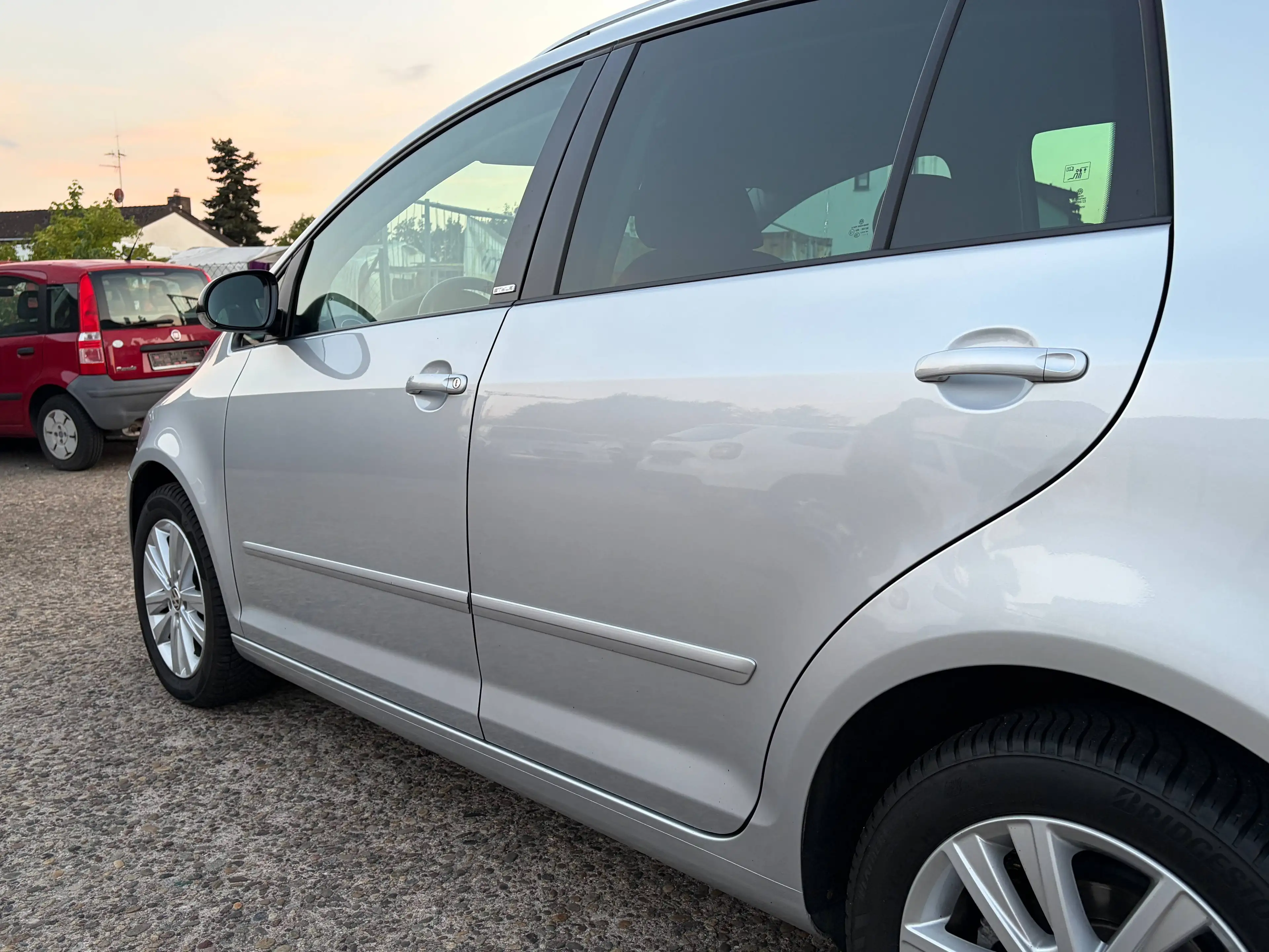 Volkswagen Golf Plus Style*Automatik*2.Hand*HU/AU Neu*AHK*PDC*SHZ*Temp.* — photo 5