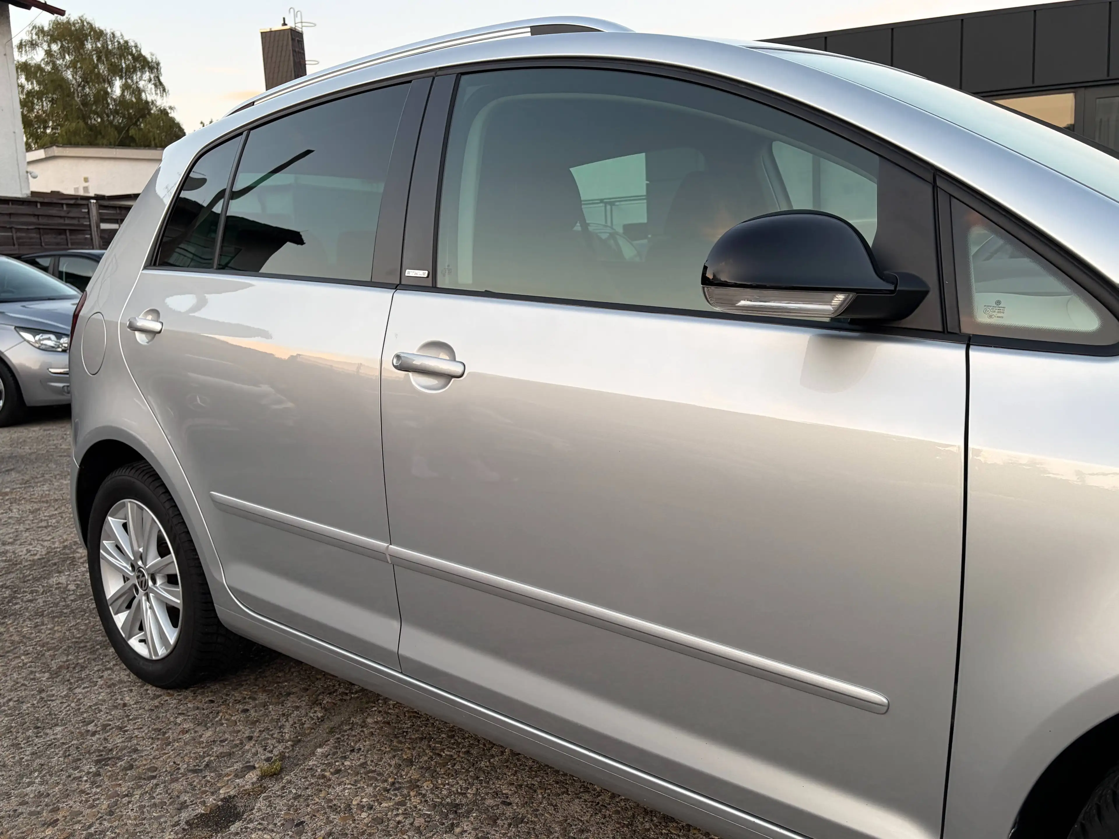 Volkswagen Golf Plus Style*Automatik*2.Hand*HU/AU Neu*AHK*PDC*SHZ*Temp.* — photo 13