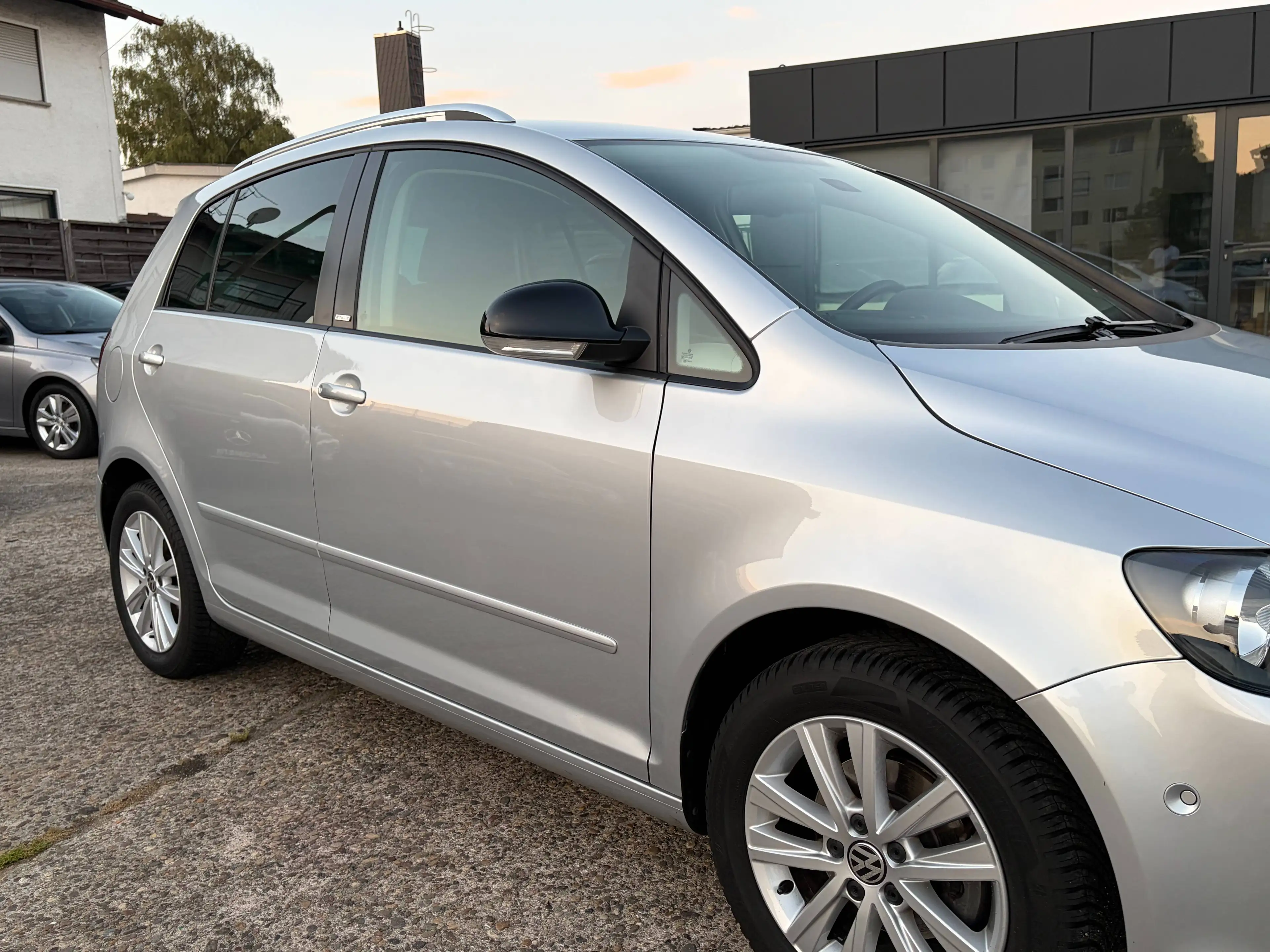 Volkswagen Golf Plus Style*Automatik*2.Hand*HU/AU Neu*AHK*PDC*SHZ*Temp.* — photo 14