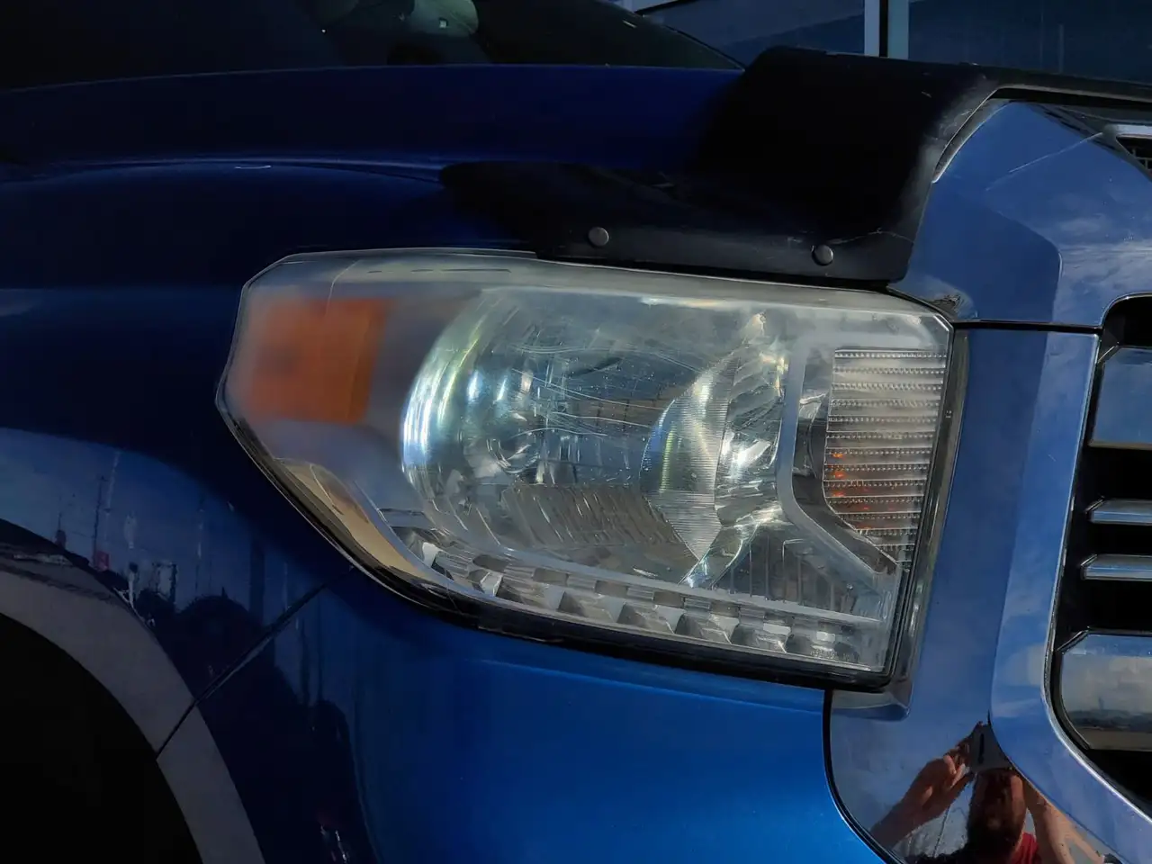 Toyota Tundra снимка Toyota Tundra