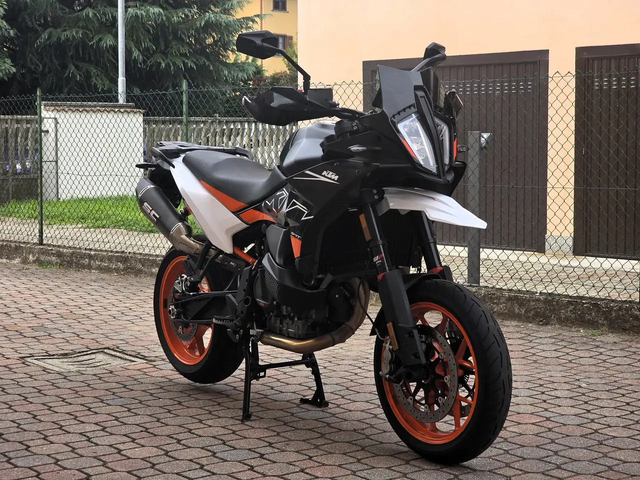 KTM 890 SMT