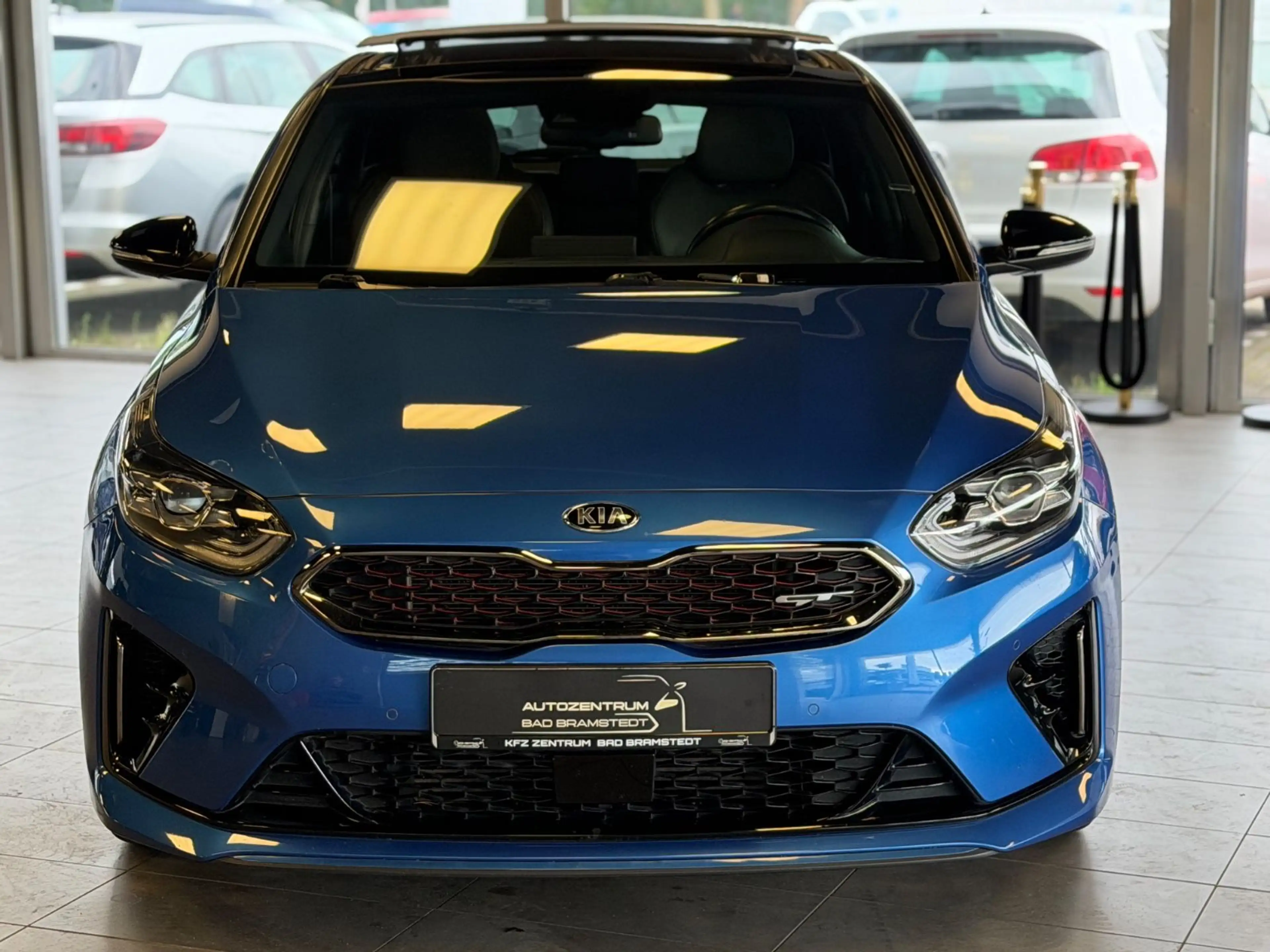 Kia ProCeed / pro_cee'd GT Sport |LED|SHZ|LKH|KAMERA|PANORAMA| — photo 2