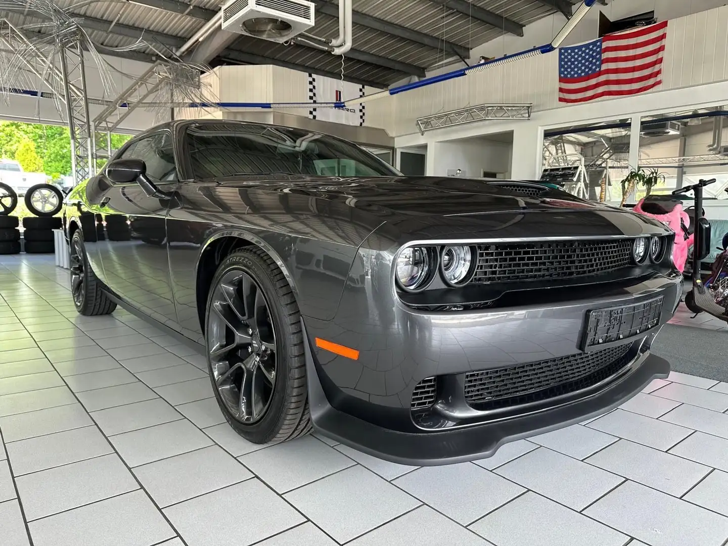 Dodge Challenger 6,4 SRT Automat Navi Leder Kamera LED Grau - 1