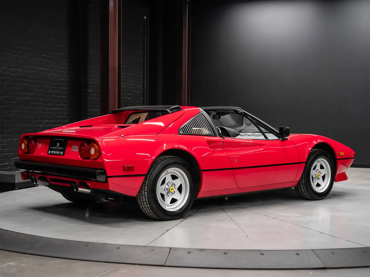 Ferrari 308 снимка Ferrari 308
