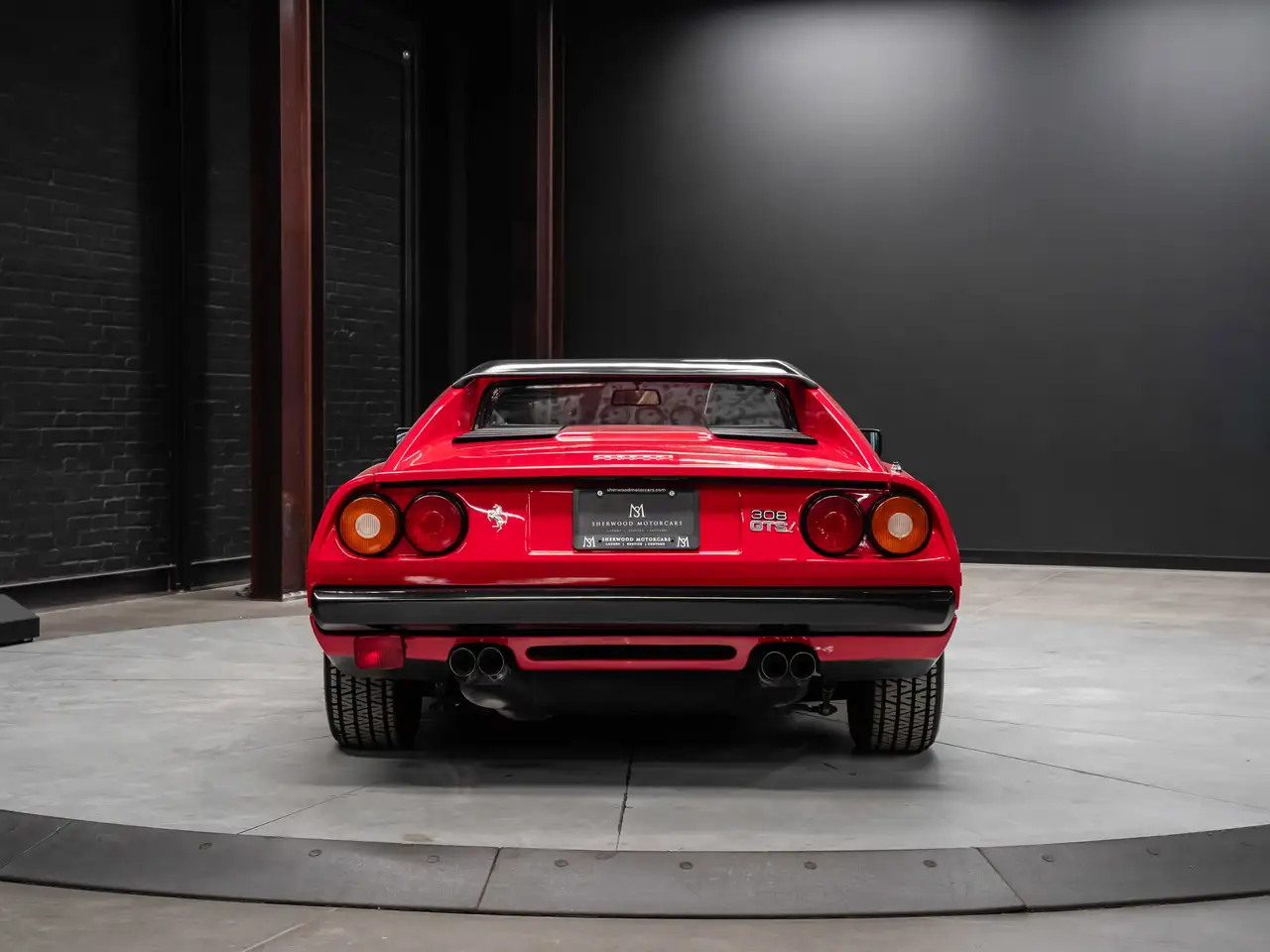 Ferrari 308 снимка Ferrari 308