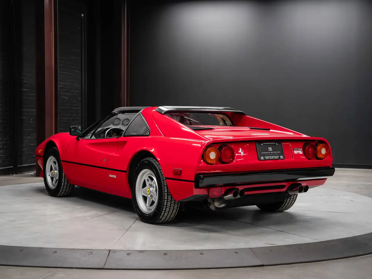 Ferrari 308 снимка Ferrari 308