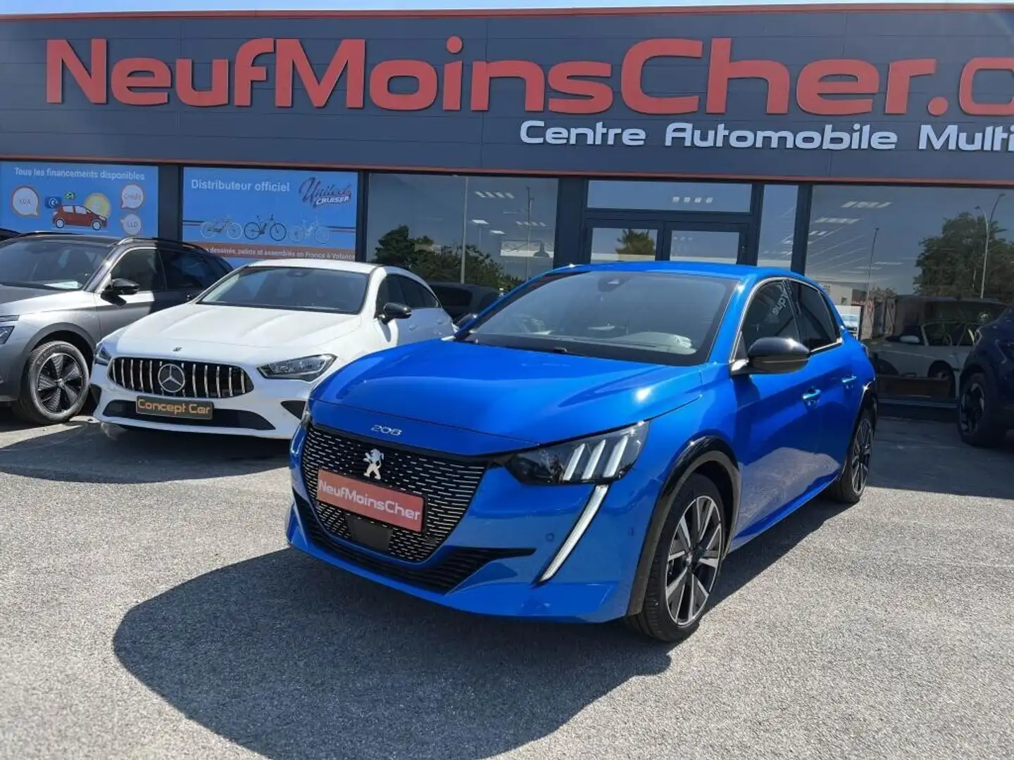 Peugeot 208 GT 130cv EAT8 + NEUF 0KM Bleu - 1