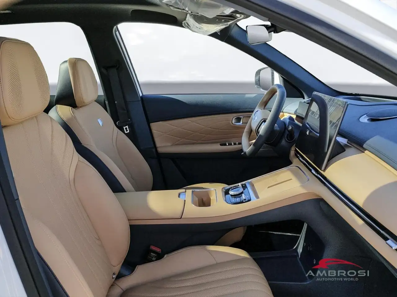 Geely Starray EM-i 2026 — фото 10