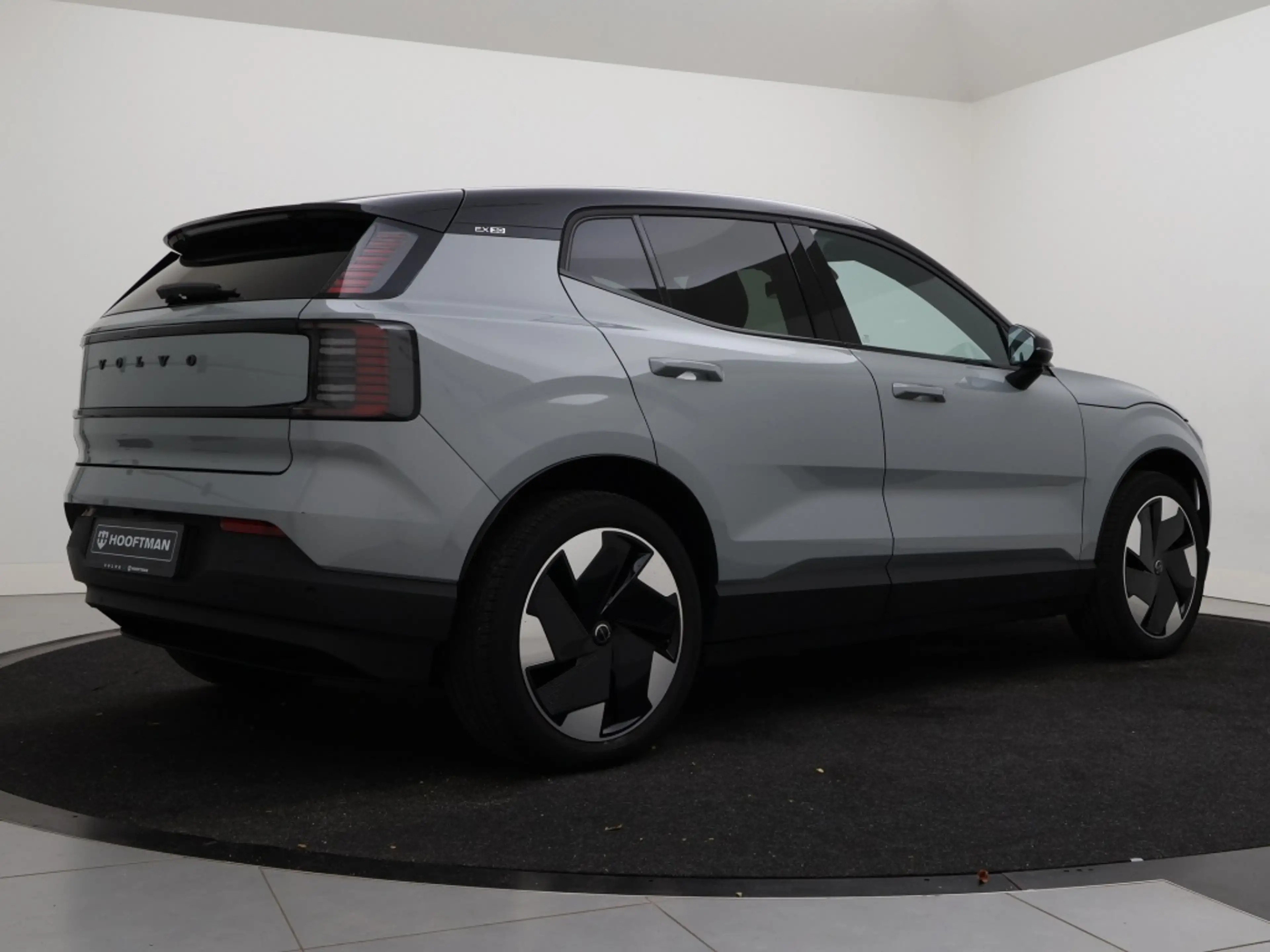 Volvo EX30 EXTENDED RANGE PLUS GOOGLE MAPS GETINT GLAS PARK A — photo 3