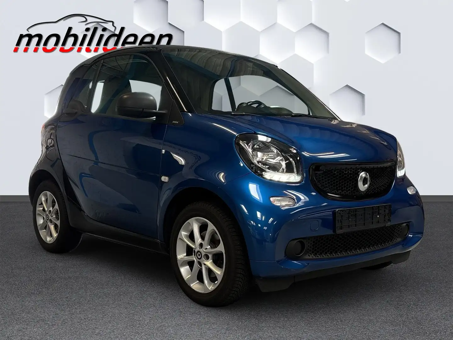 smart forTwo Smart fortwo Bluetooth Sitzh. LED Blau - 1
