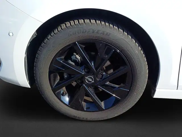 Opel Corsa view 8