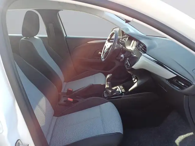 Opel Corsa view 11