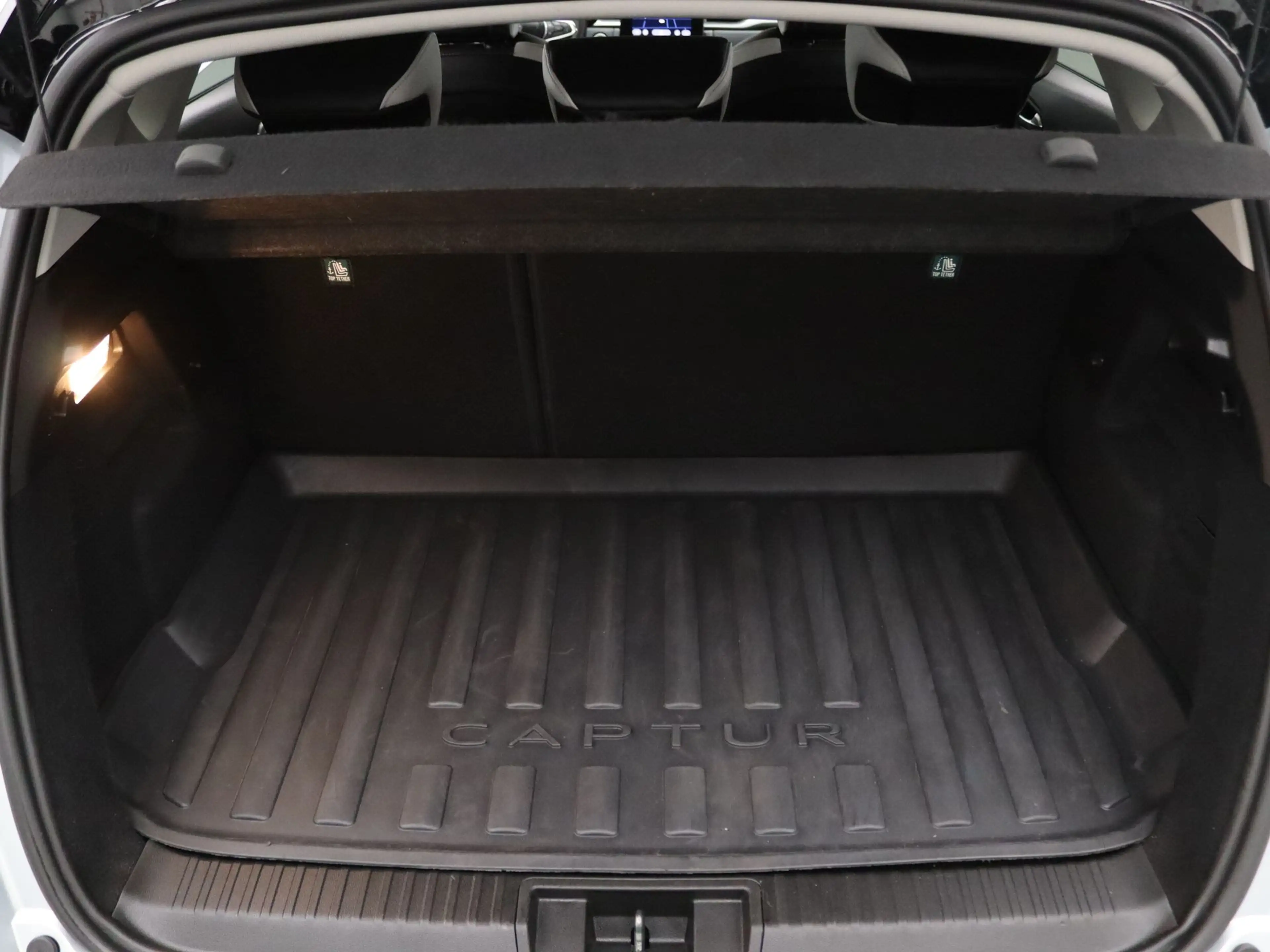 Renault Captur 145pk E-Tech full hybrid techno Camera | Trekhaak — photo 30