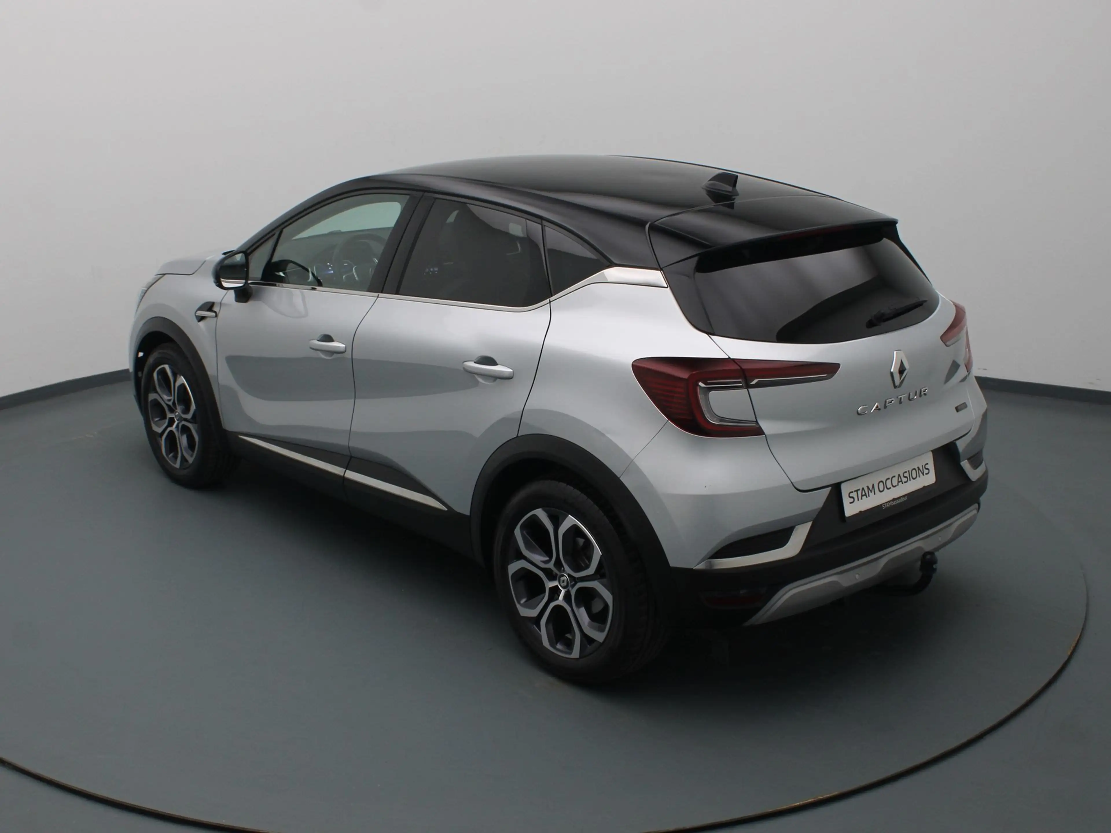 Renault Captur 145pk E-Tech full hybrid techno Camera | Trekhaak — photo 13