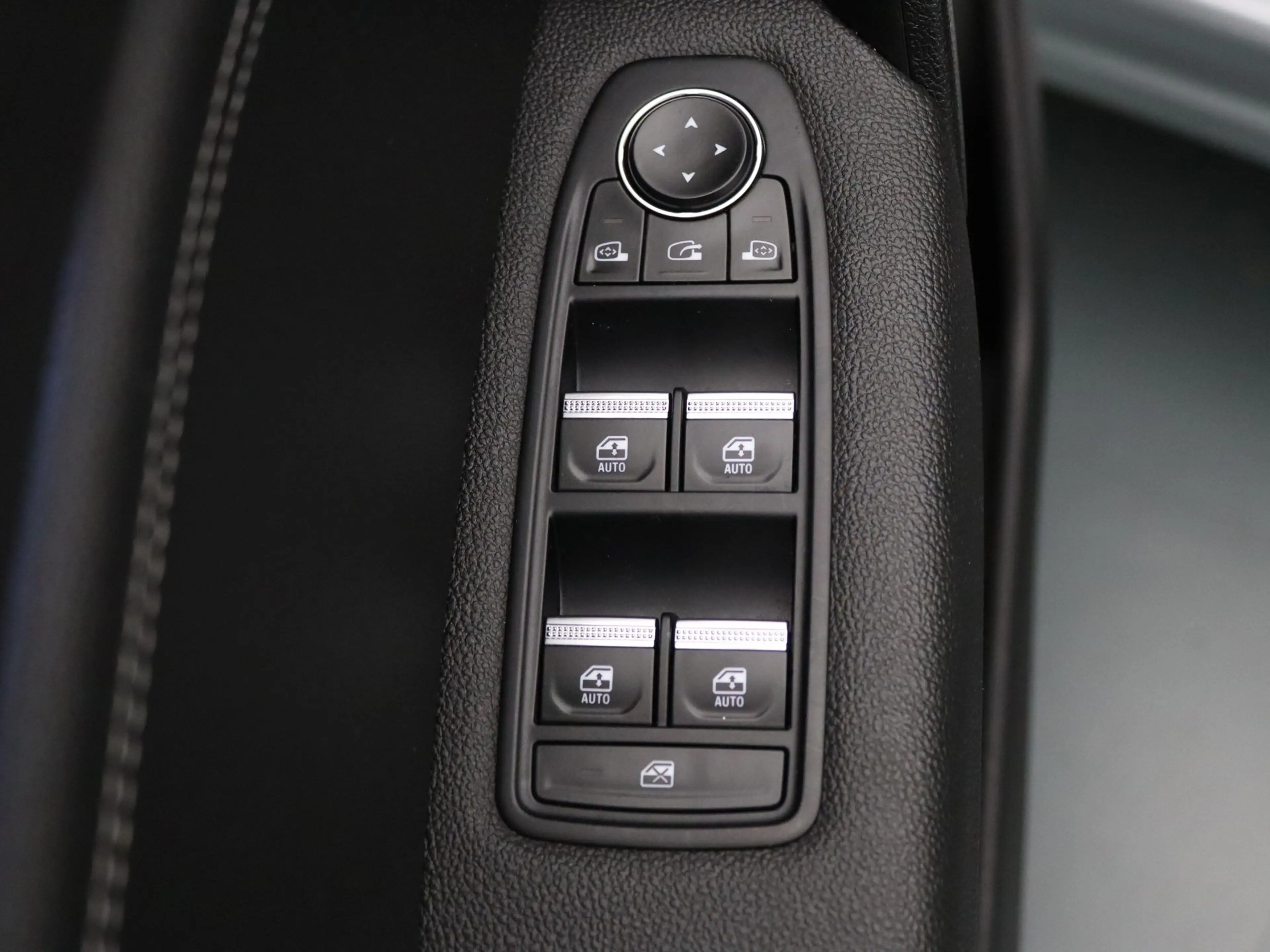 Renault Captur 145pk E-Tech full hybrid techno Camera | Trekhaak — photo 27