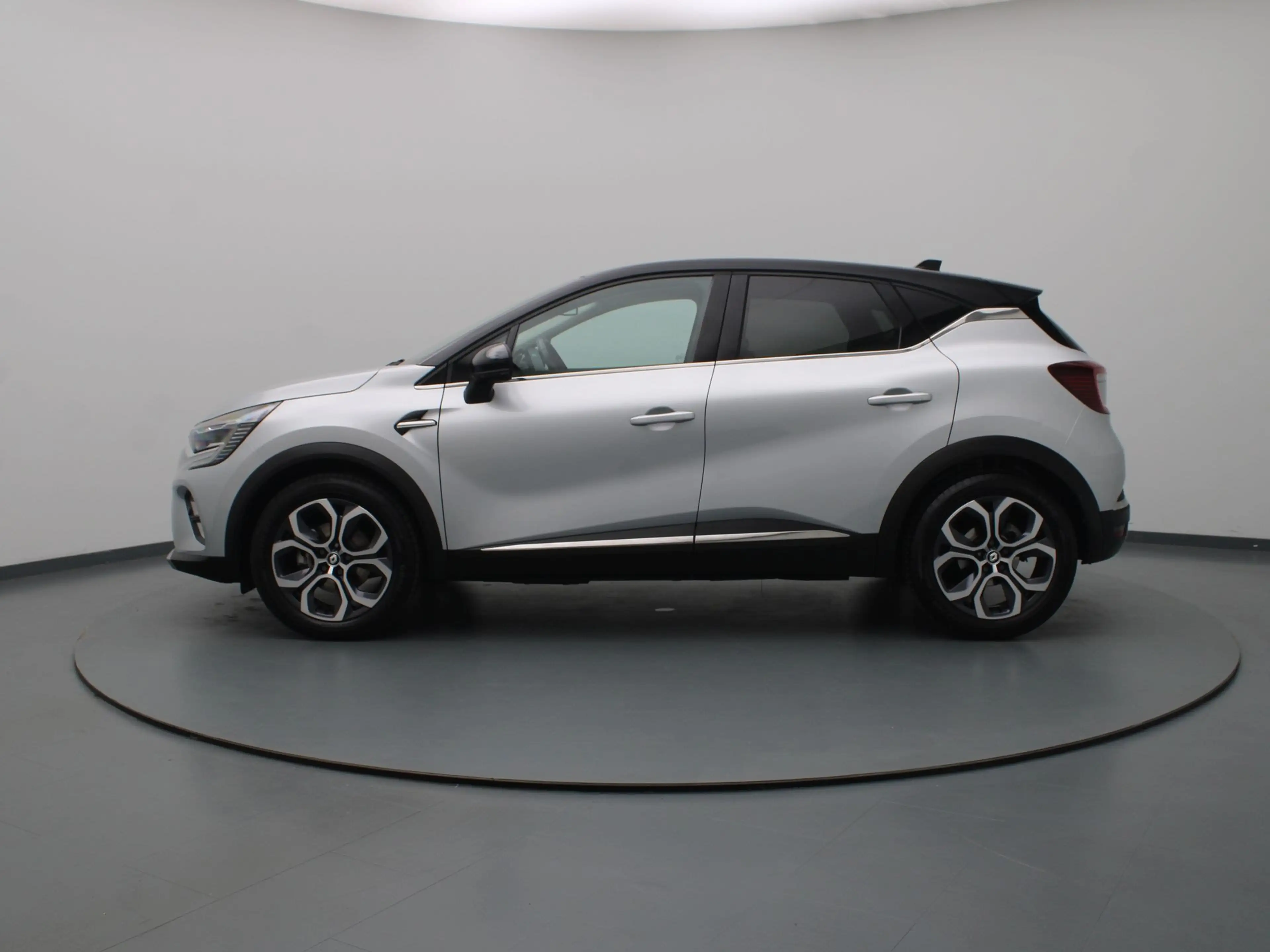 Renault Captur 145pk E-Tech full hybrid techno Camera | Trekhaak — photo 23