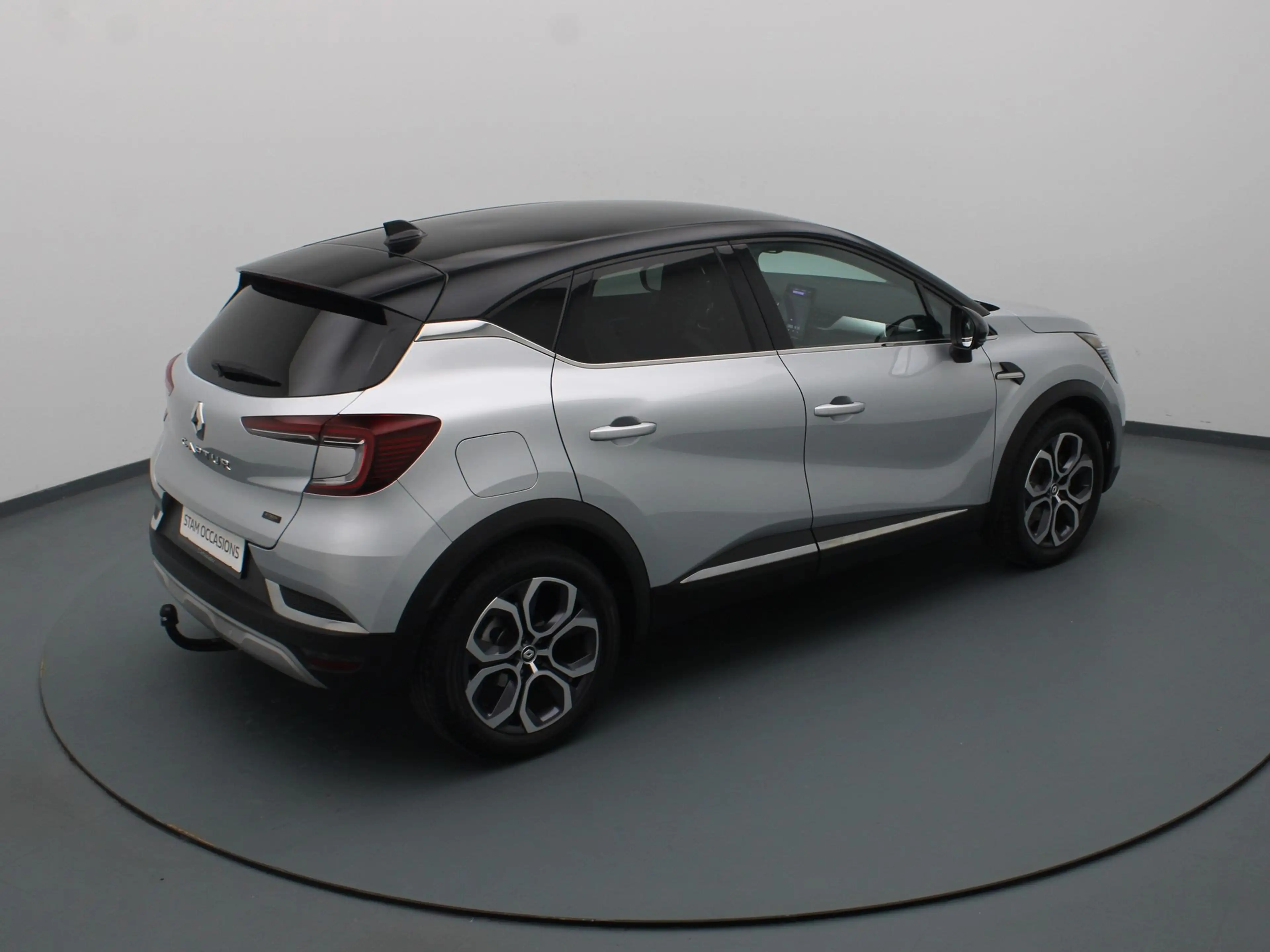Renault Captur 145pk E-Tech full hybrid techno Camera | Trekhaak — photo 11