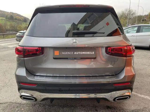 Mercedes-Benz GLB 200 4MATIC AMG LINE