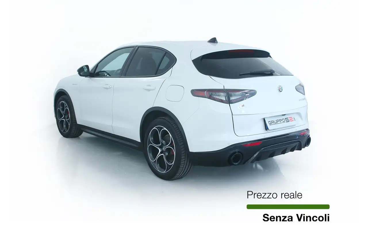 Alfa Romeo Stelvio 2024