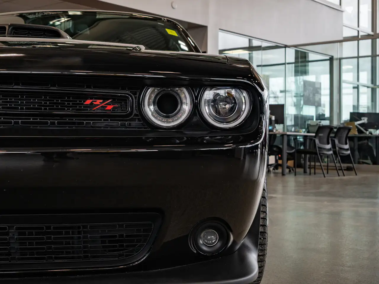 Dodge Challenger снимка Dodge Challenger